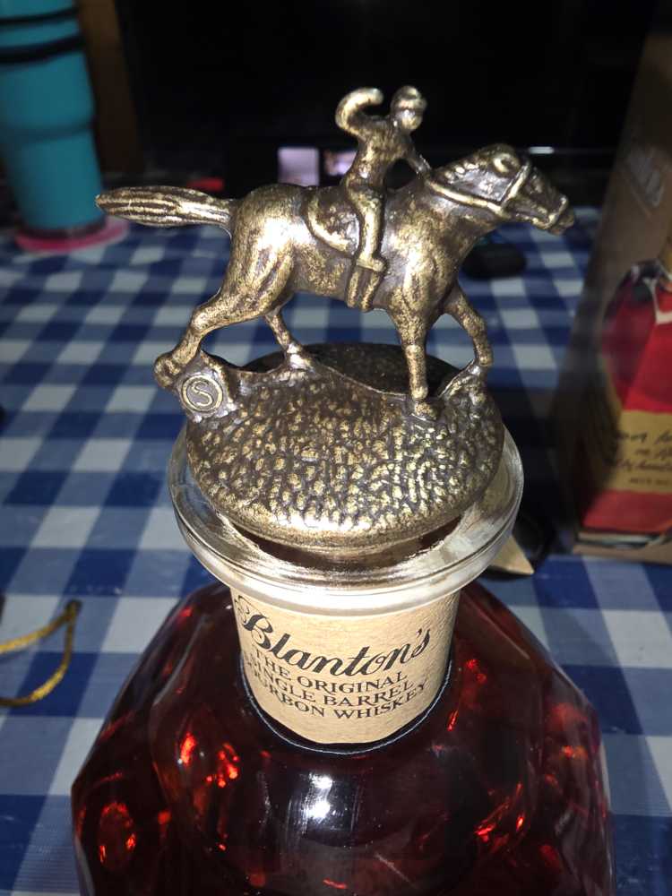 Blantons Original Single Barrel Bourbon - Blanton Distilling Company (750 mL) alcohol collectible [Barcode 080244002039] - Main Image 3