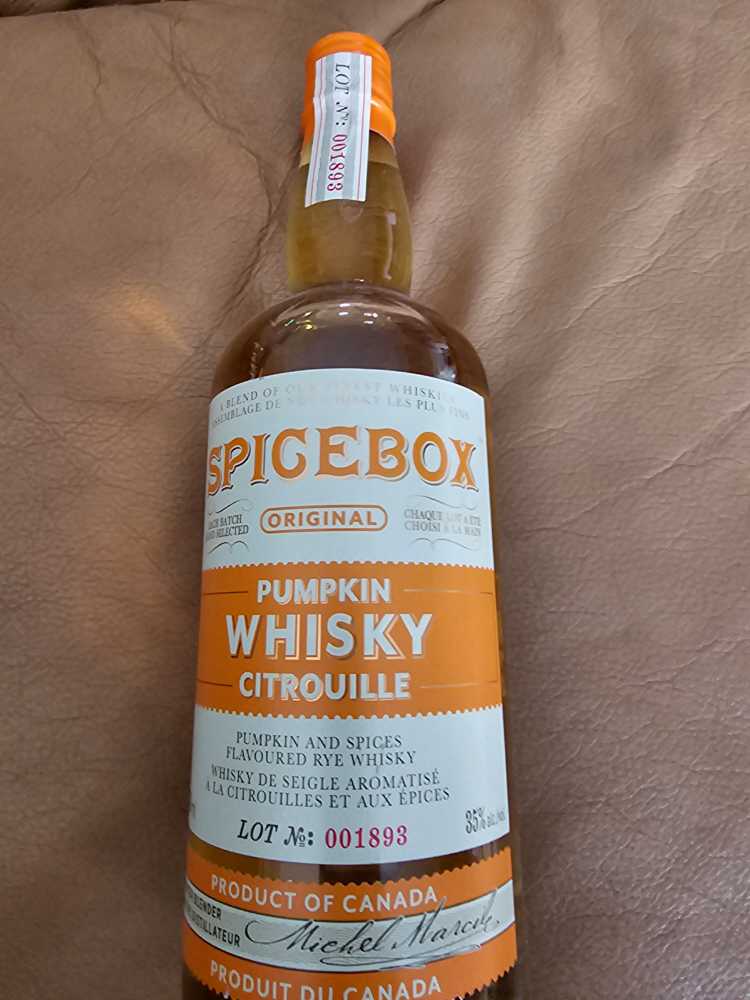 Spicebox Pumpkin - Spicebox (750 mL) alcohol collectible [Barcode 057496005040] - Main Image 2