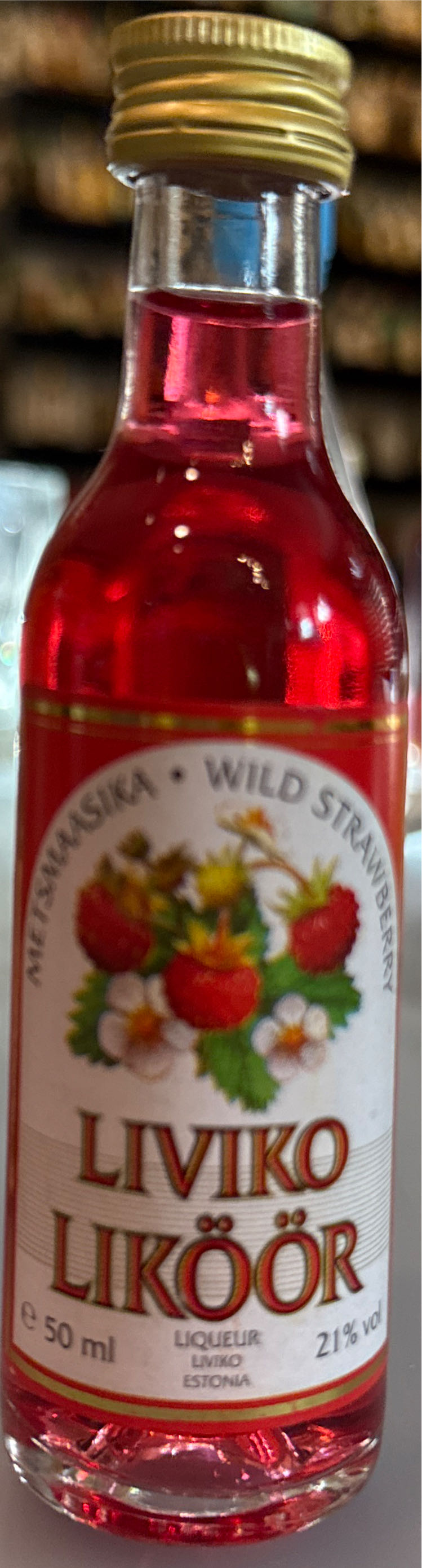 Liqueur Liviko Wild Strawberry  (40 mL) alcohol collectible [Barcode 4740050008088] - Main Image 2