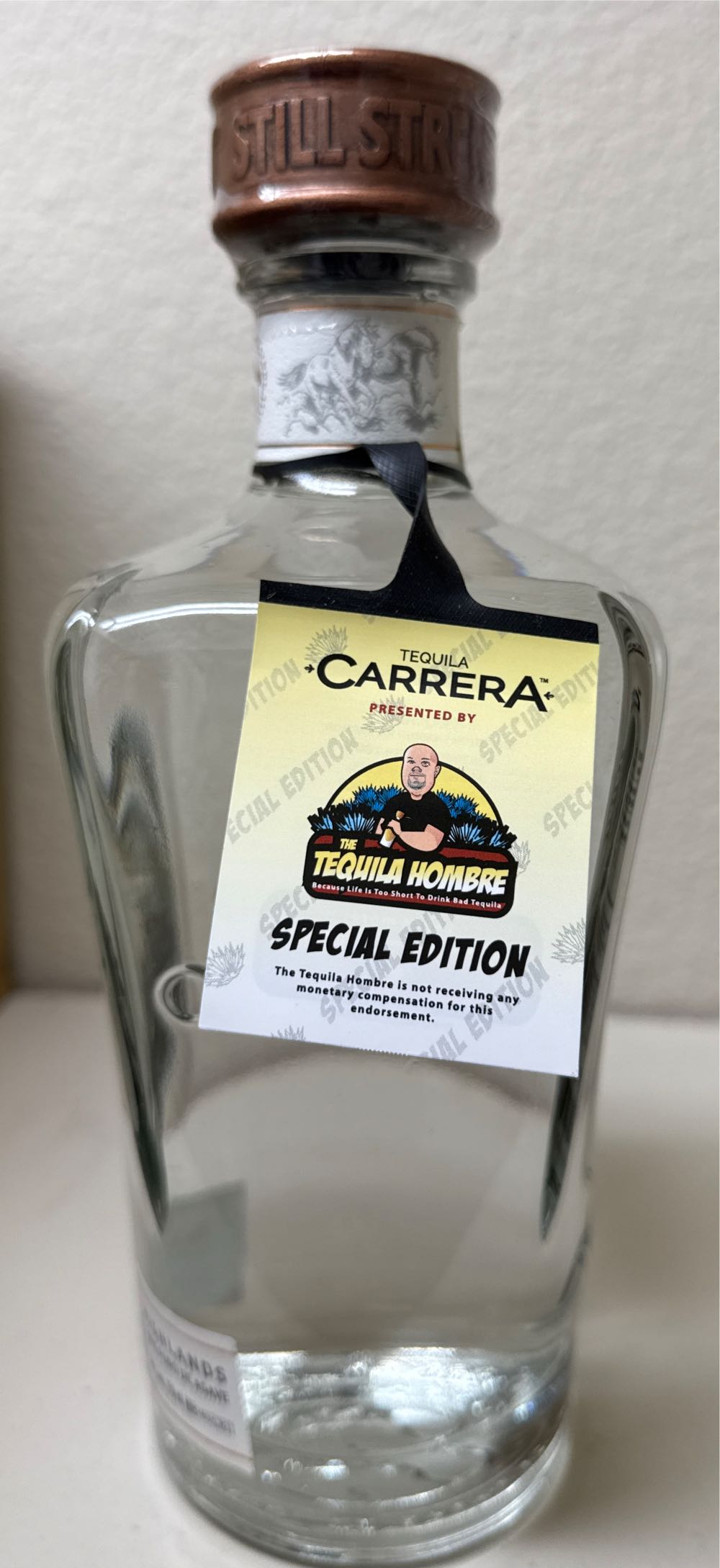 Carrera 54Tequila Blanco Hombre Edition - NOM 1465 (750 mL) alcohol collectible [Barcode 7503015033429] - Main Image 2