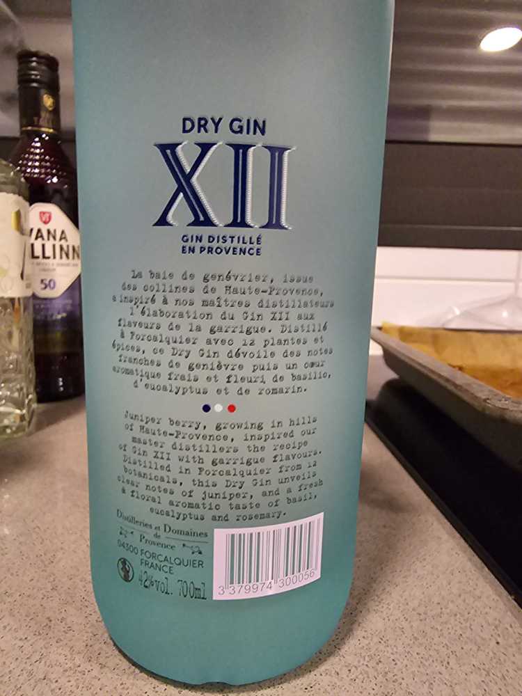 Xii Dry Gin - Xii (700 mL) alcohol collectible [Barcode 3379974300056] - Main Image 2