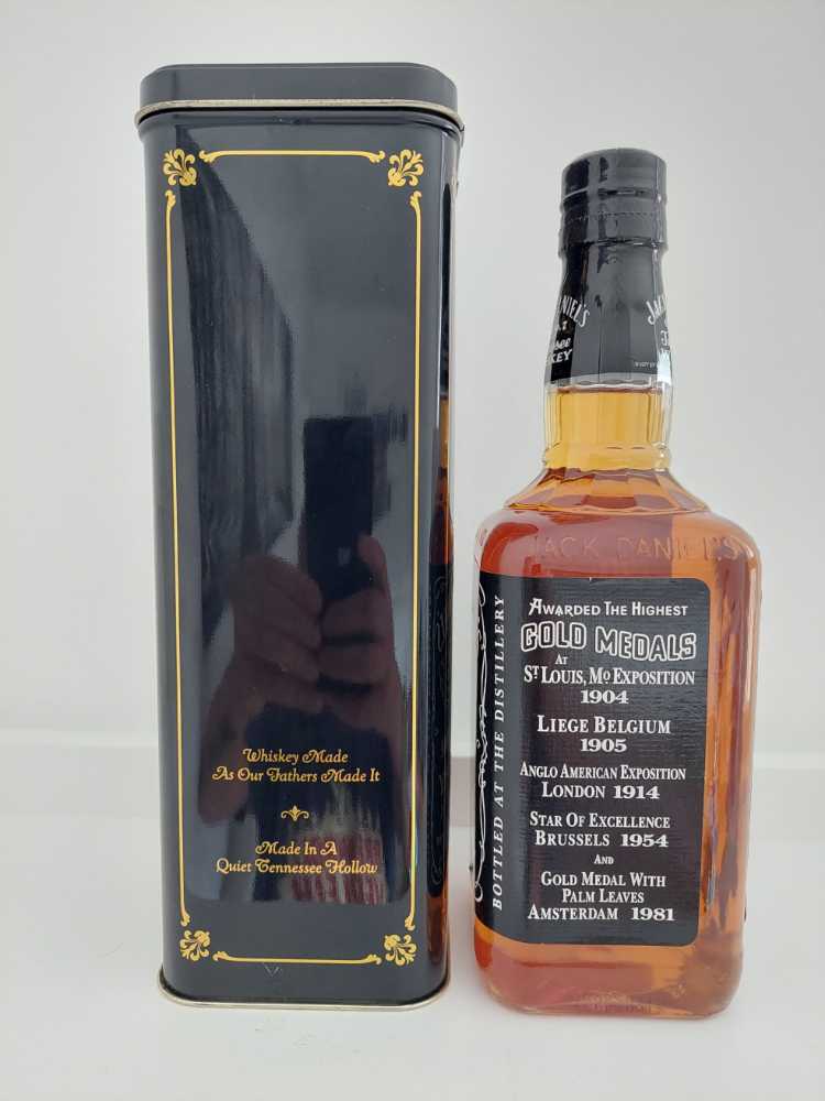 Jahresdose 2000  (700 mL) alcohol collectible - Main Image 2