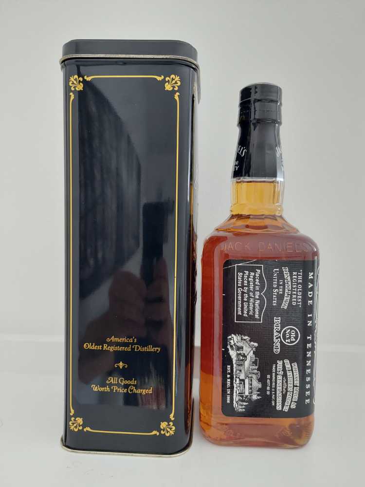 Jahresdose 2000  (700 mL) alcohol collectible - Main Image 4