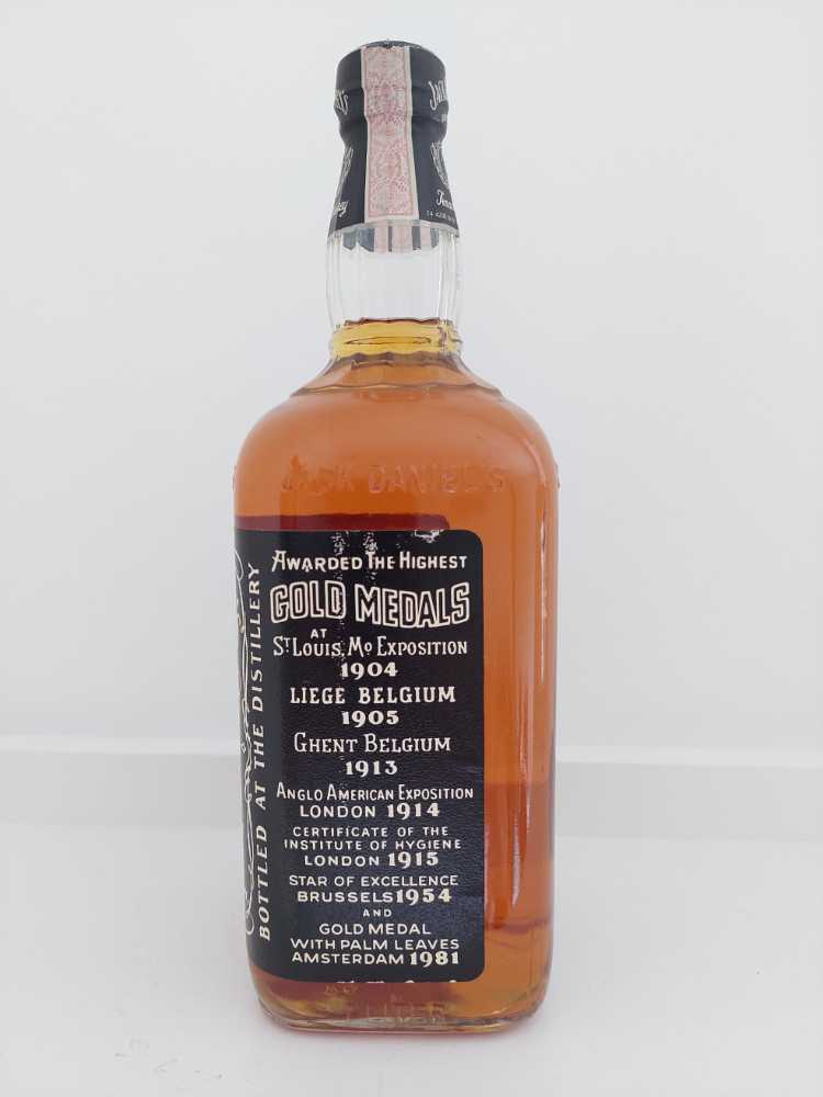 Black Label  (1000 mL) alcohol collectible - Main Image 2