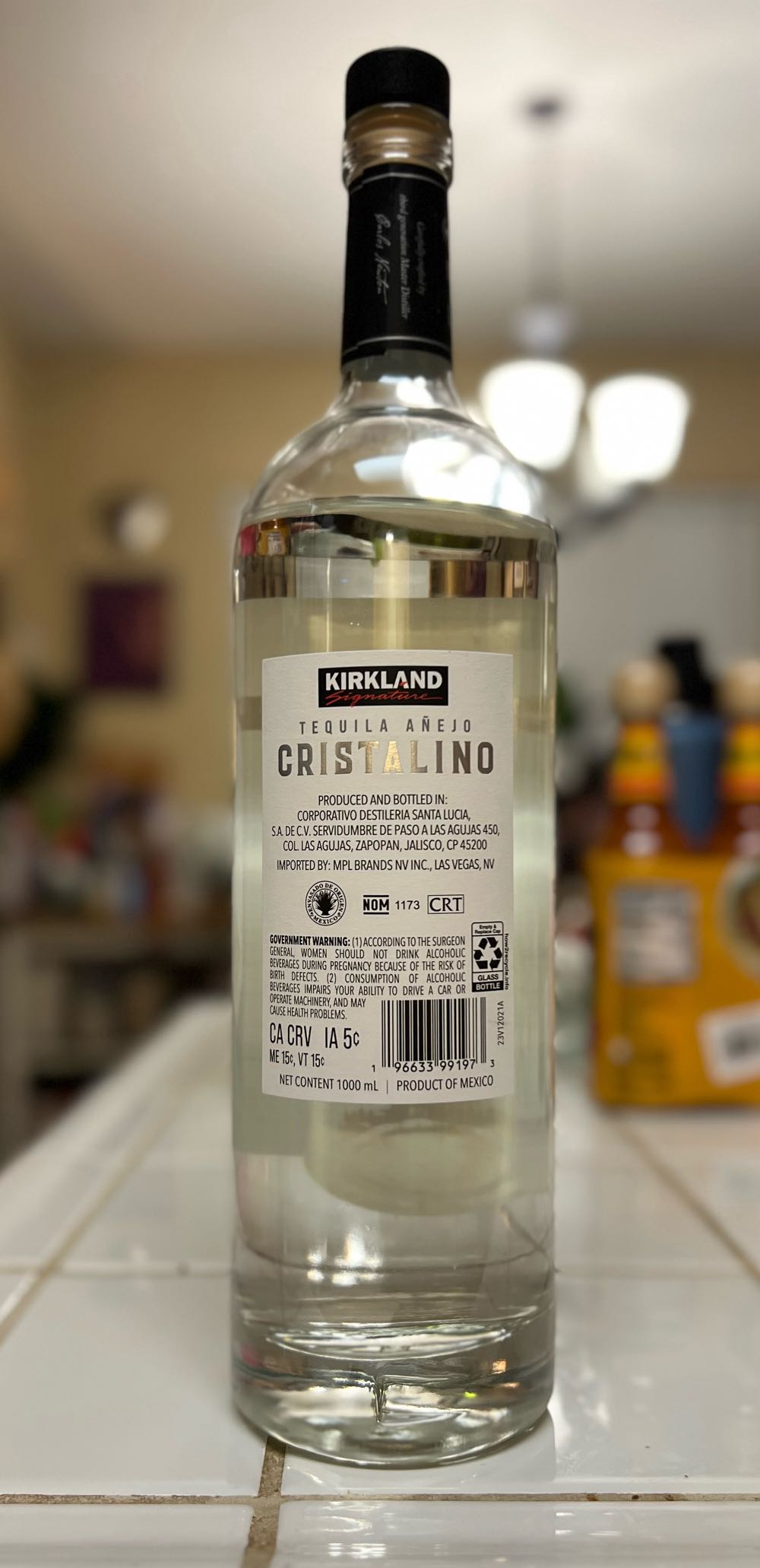 Kirkland Tequila Anejo Cristalino - Corporativo Destileria Santa Lucia (1 L) alcohol collectible [Barcode 196633991973] - Main Image 2