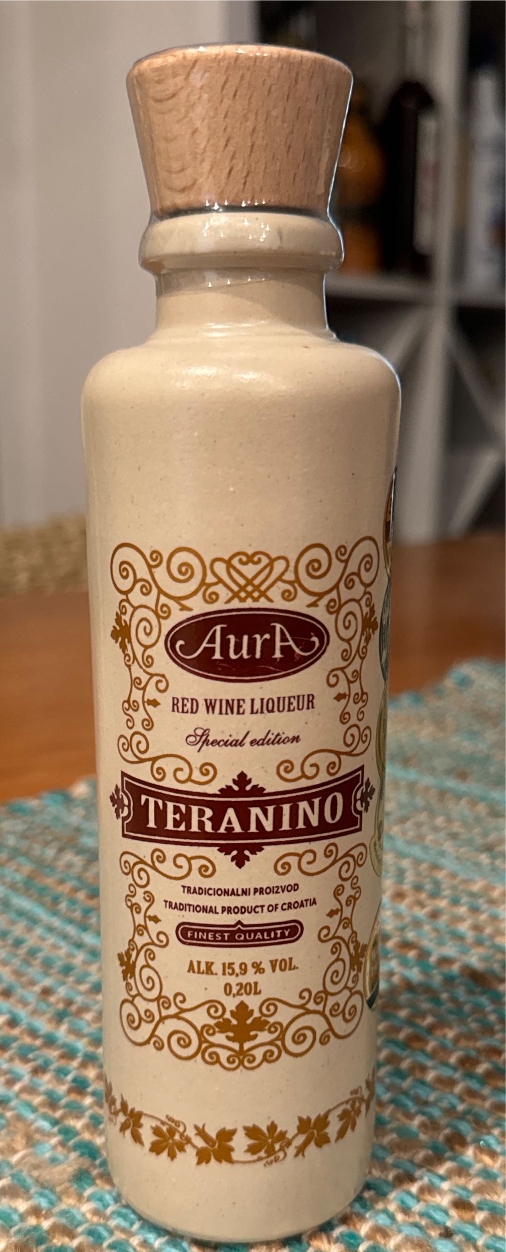 Mulher De Anis Licor 1 Capote