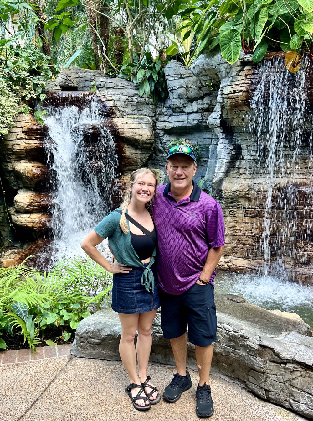 Madtree Summer Camp Hazy IPA - Madtree Brewing, Cincinnati alcohol collectible - Main Image 3