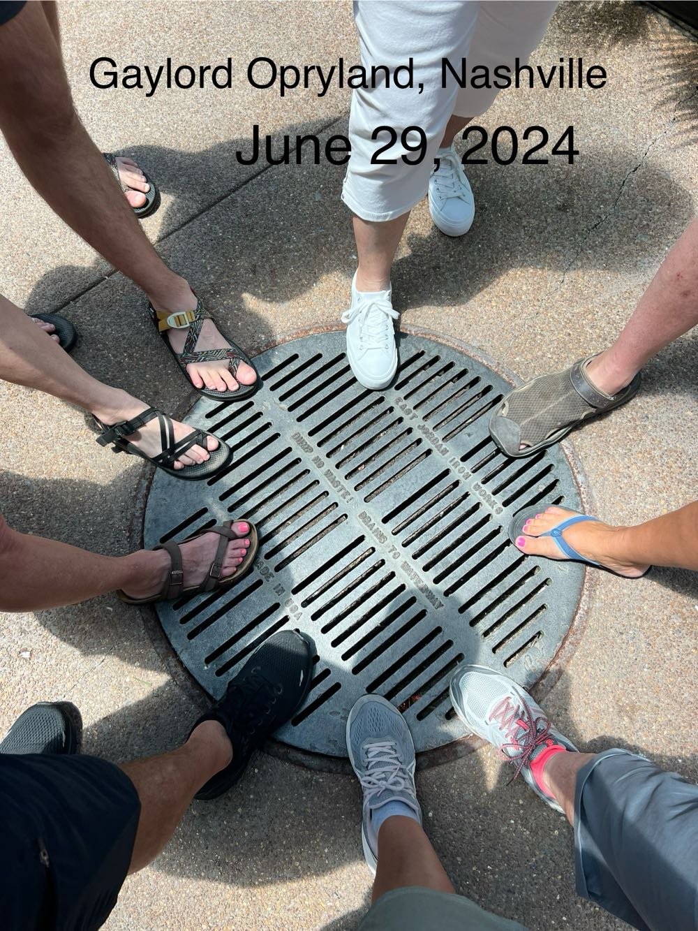 Samuel Adams Cherry Wheat - Samuel Adams Boston Beer Company alcohol collectible - Main Image 4