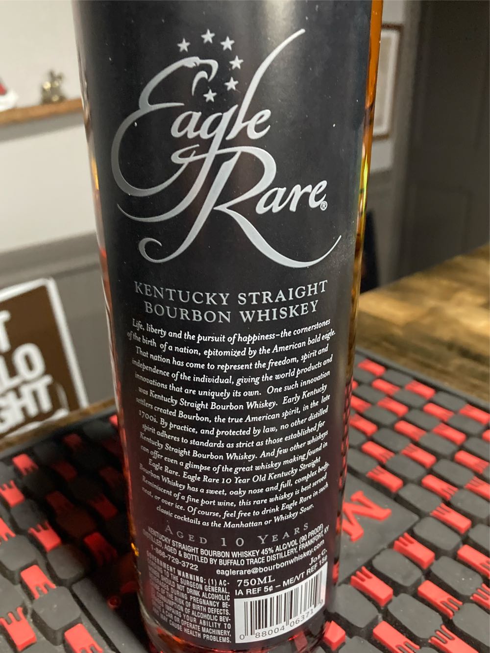 Eagle Rare 10 Year  Liquor Barn - Buffalo Trace Distillery (750 mL) alcohol collectible [Barcode 088004063719] - Main Image 3