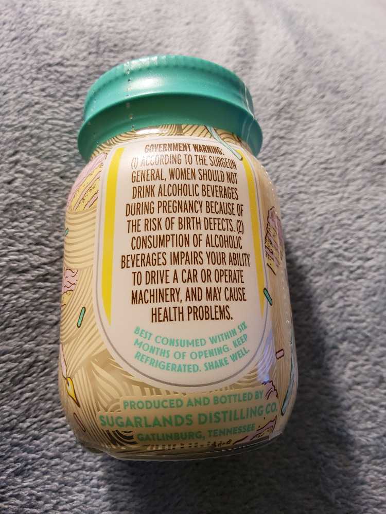 Sugarlands Cream Liqueur Birthday Cake - Sugarlands Distilling Company (50 mL) alcohol collectible [Barcode 811559020919] - Main Image 2