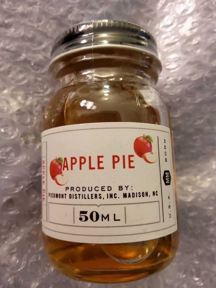 Midnight Moon Apple Pie - Piedmont Distillers (50 mL) alcohol collectible [Barcode 851767001737] - Main Image 2