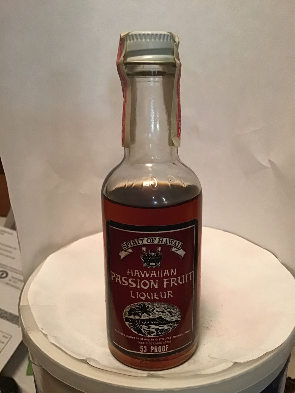 Hawaiian Chi-Chi Cocktail & Passion Fruit & Pineapple Liqueur & Mist - Spirit Of Hawaii (110 FL OZ) alcohol collectible - Main Image 2