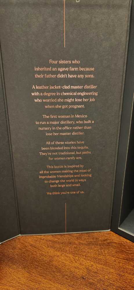 1953 Anejo - NOM 1604 (750 mL) alcohol collectible [Barcode 810098403641] - Main Image 2