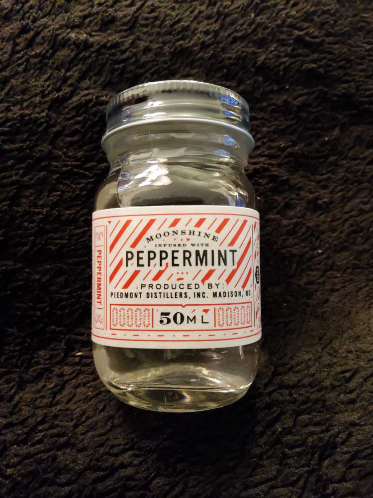 Midnight Moon Moonshine Peppermint - Piedmont Distillers (50 mL) alcohol collectible [Barcode 851767001928] - Main Image 2