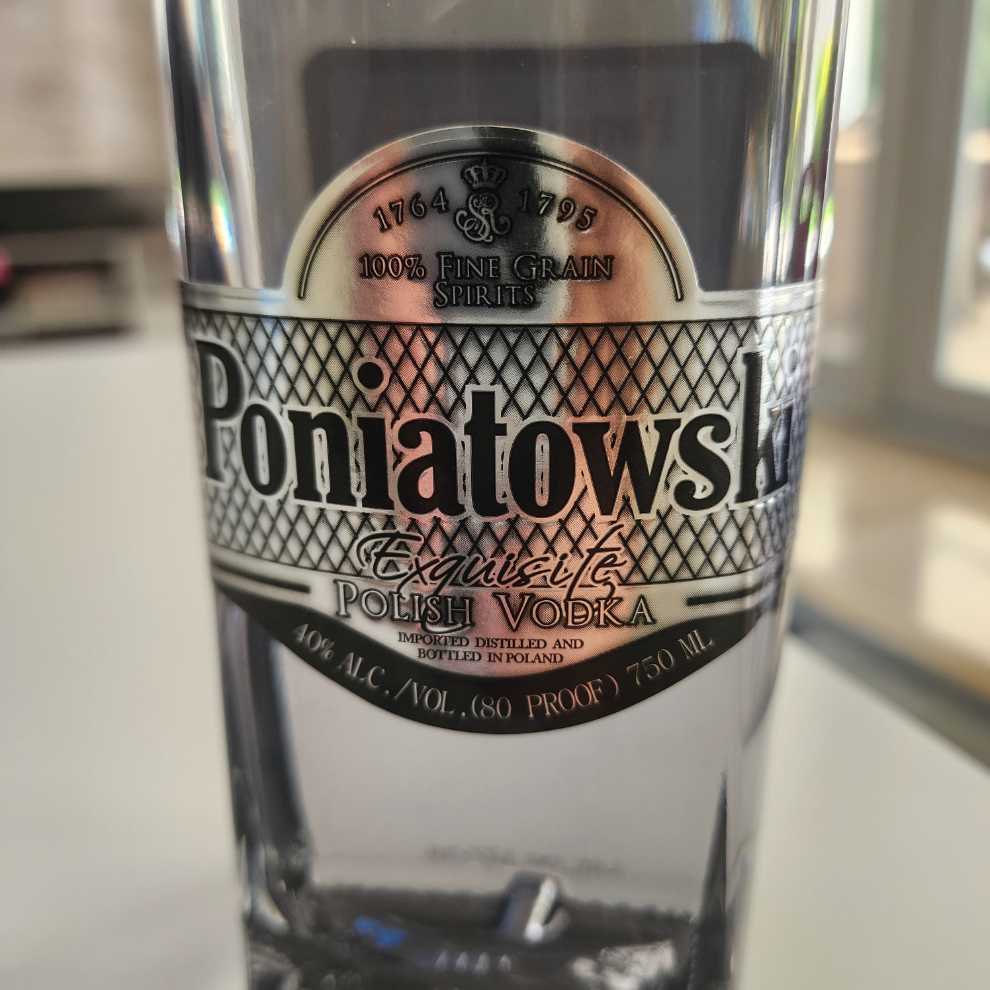 Poniatowski - Poland (750 mL) alcohol collectible [Barcode 590027400797] - Main Image 3