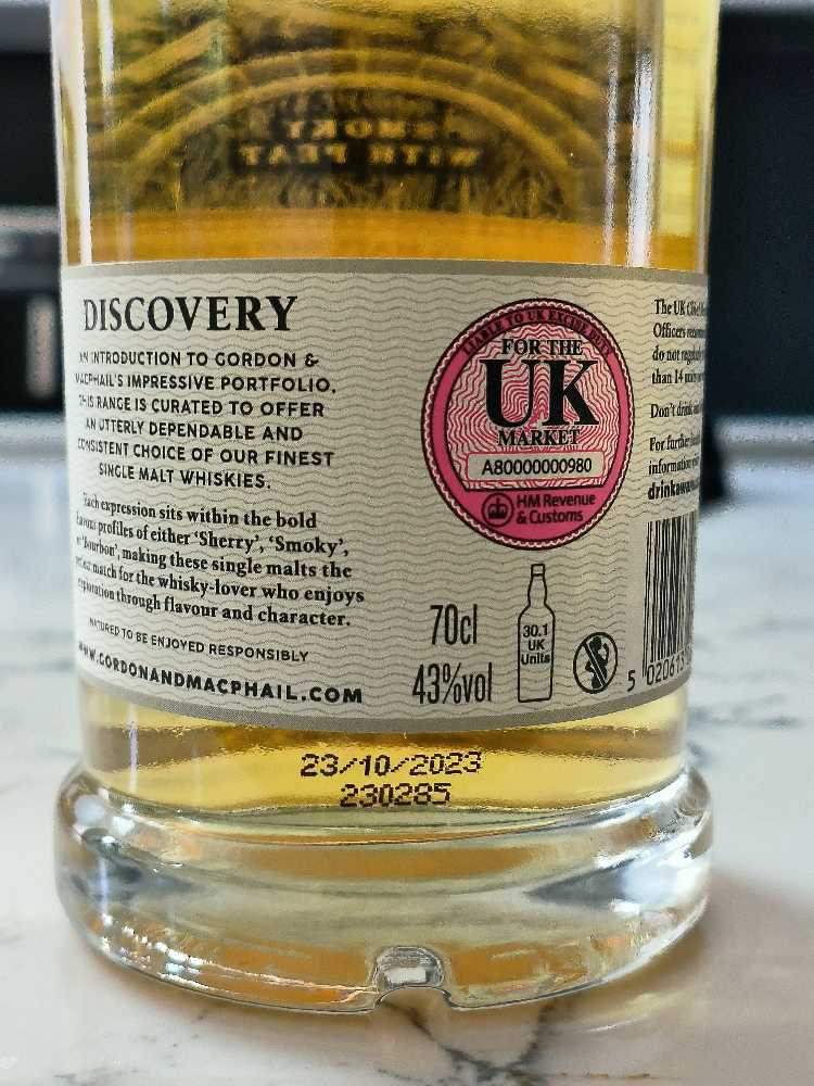 Caol Ila Gordon McPhail - Islay (700 mL) alcohol collectible - Main Image 3