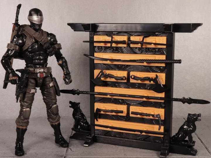 Snake Eyes :Deluxe  alcohol collectible - Main Image 2