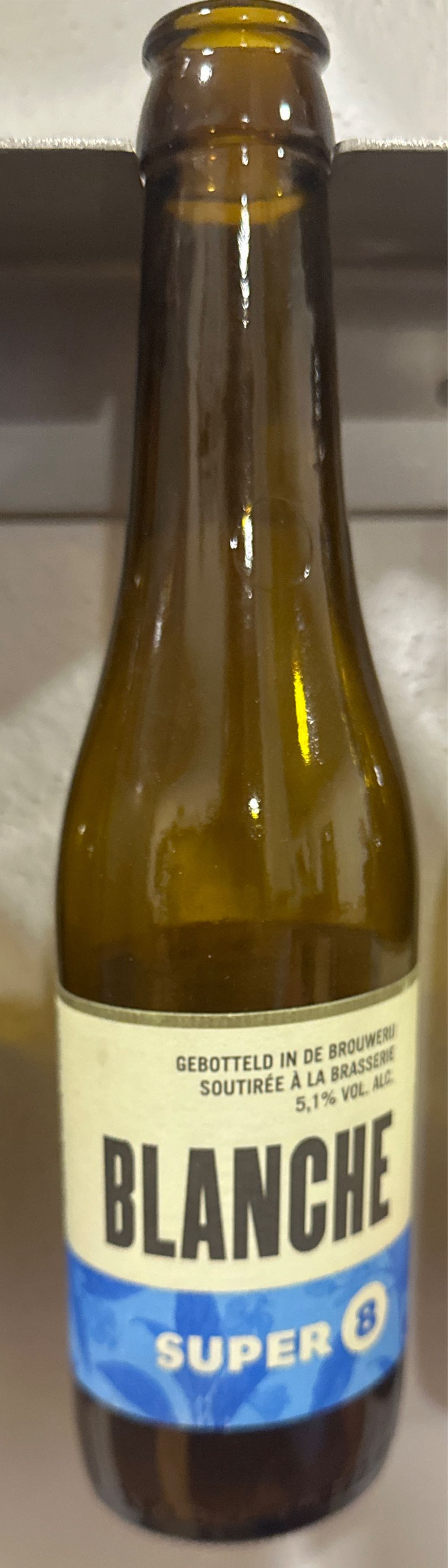 Haacht Super 8 Blanche Fles  alcohol collectible [Barcode 5410971131002] - Main Image 2