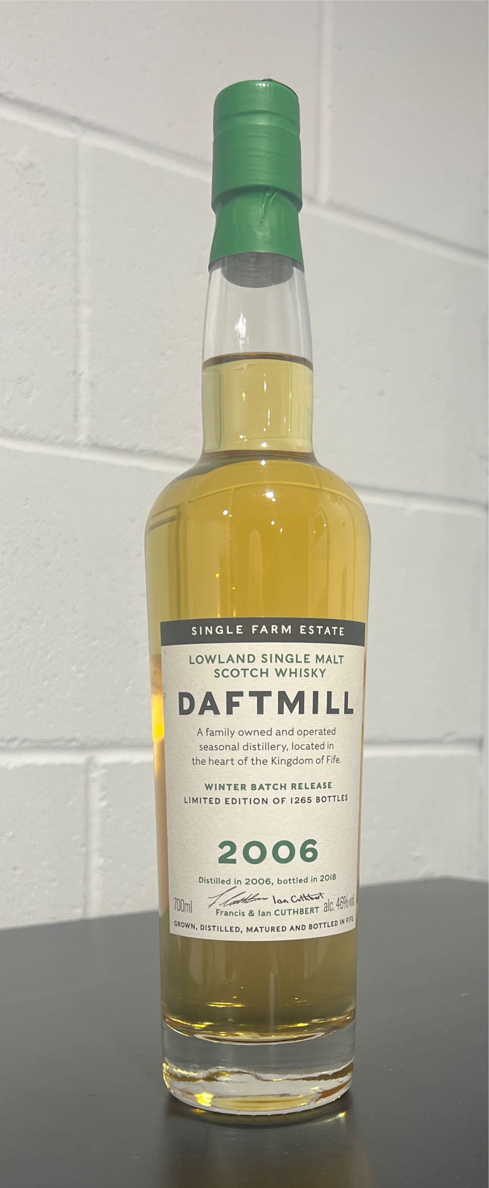 Daftmill Winter Batch Release 2006 - Daftmill Distillery (700 mL) alcohol collectible - Main Image 2