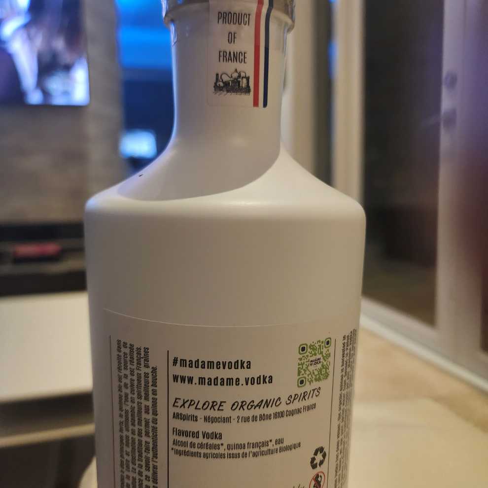 Madame Vodka Craft - ARSpirits (700 mL) alcohol collectible [Barcode 3770012739003] - Main Image 3