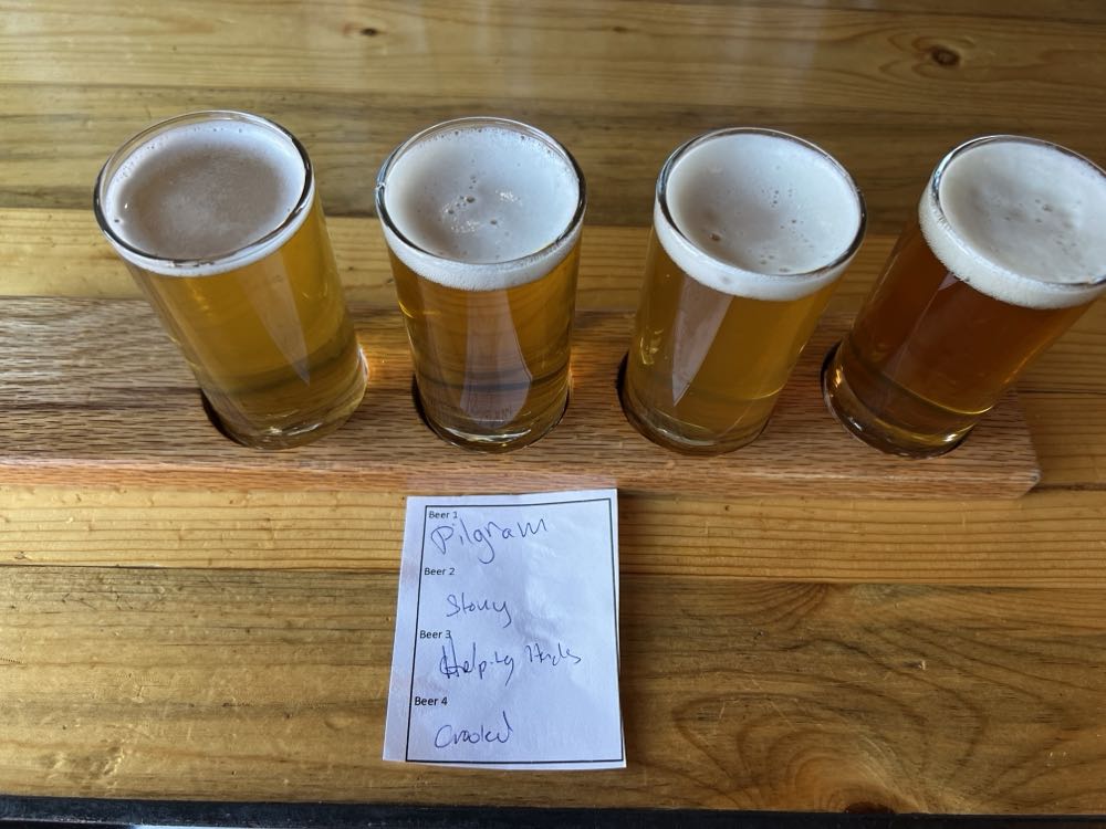 Back Slope Helping Hands IPA - Back Slope Brewing, Columbia Falls alcohol collectible - Main Image 3