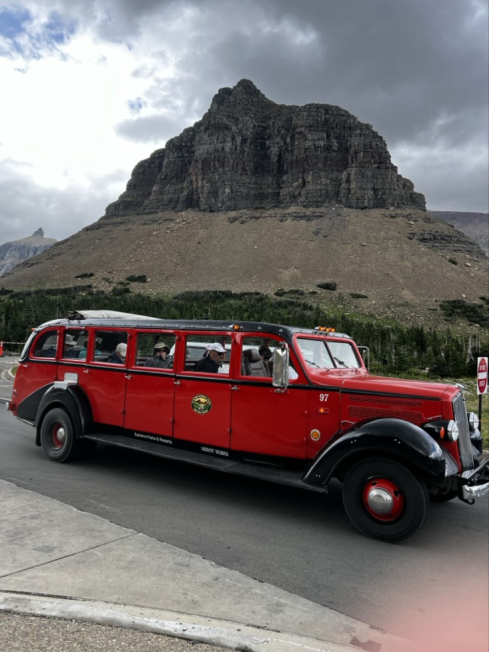 Jeremiah Johnson Blonde Ale - Jeremiah Johnson Brewing Company, Great Falls alcohol collectible - Main Image 2