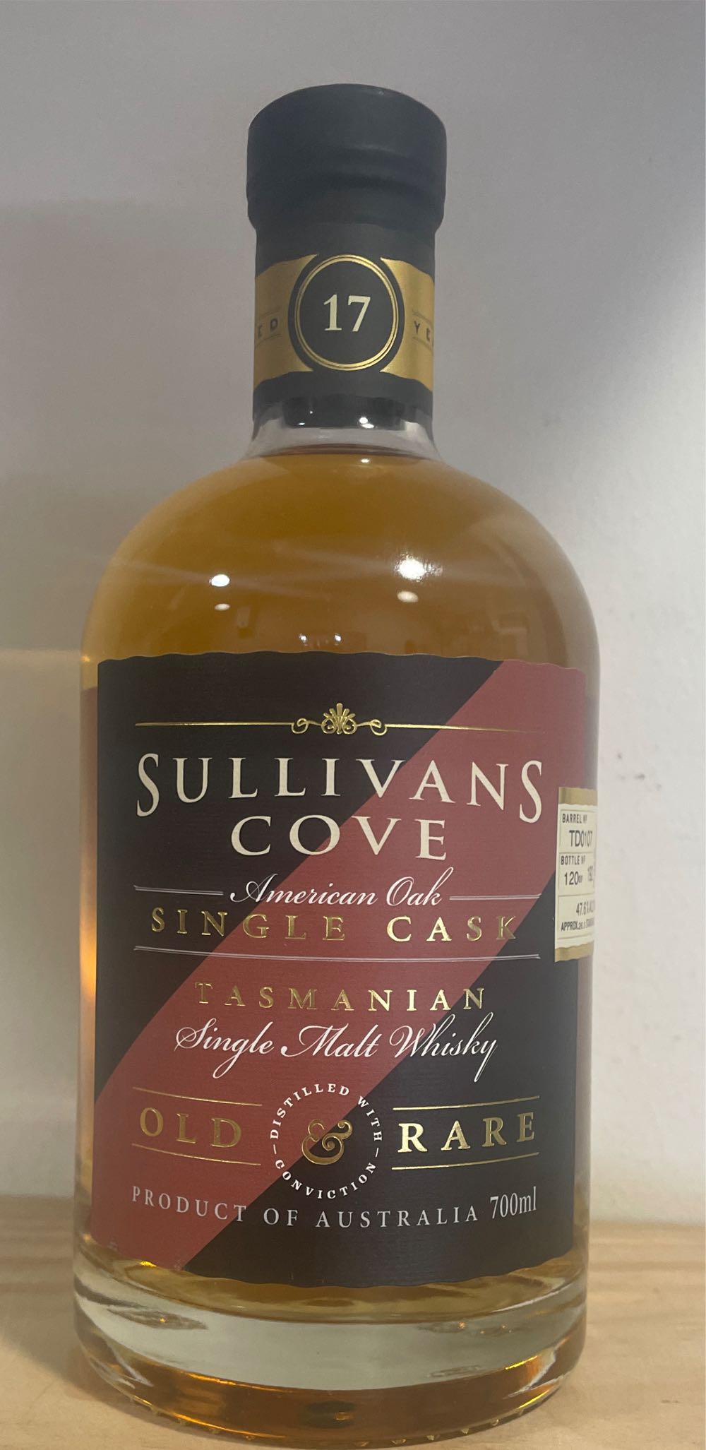 Sullivans Cove American Oak Single Cask Old And Rare - Sullivans Cove (700 mL) alcohol collectible [Barcode 9320255999944] - Main Image 2