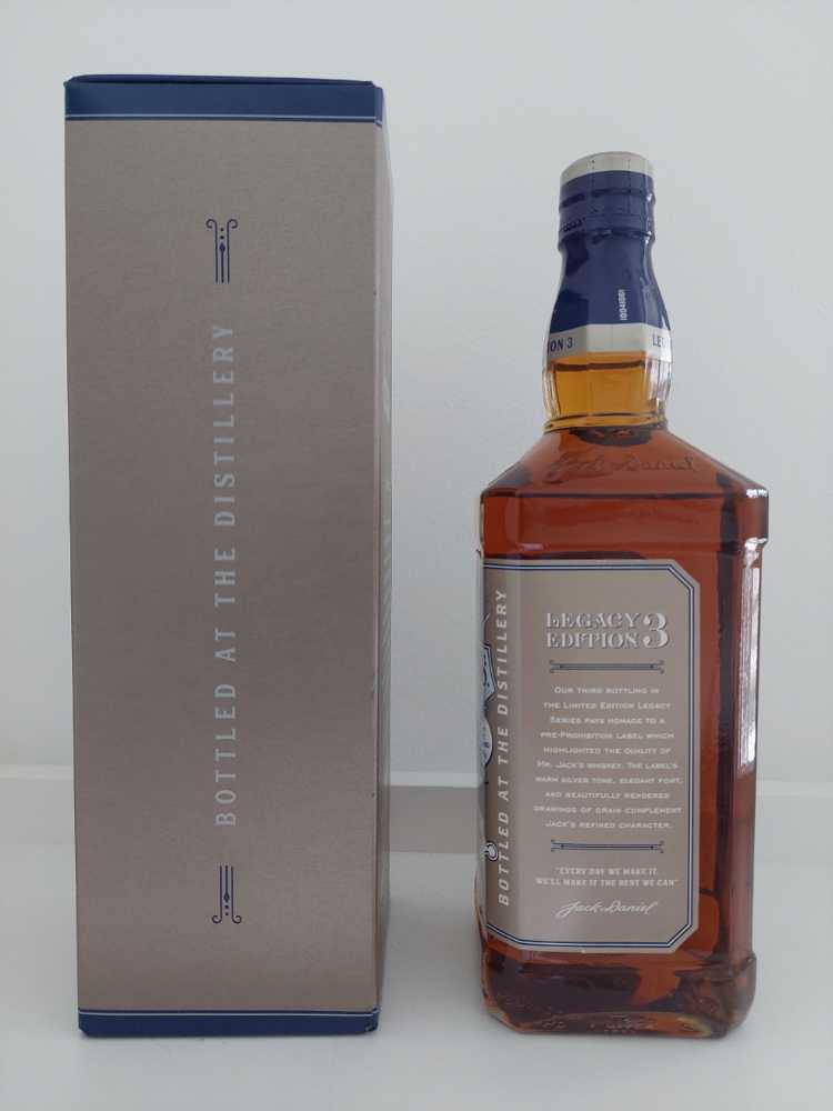 Legacy Edition No.3  (1000 mL) alcohol collectible - Main Image 2