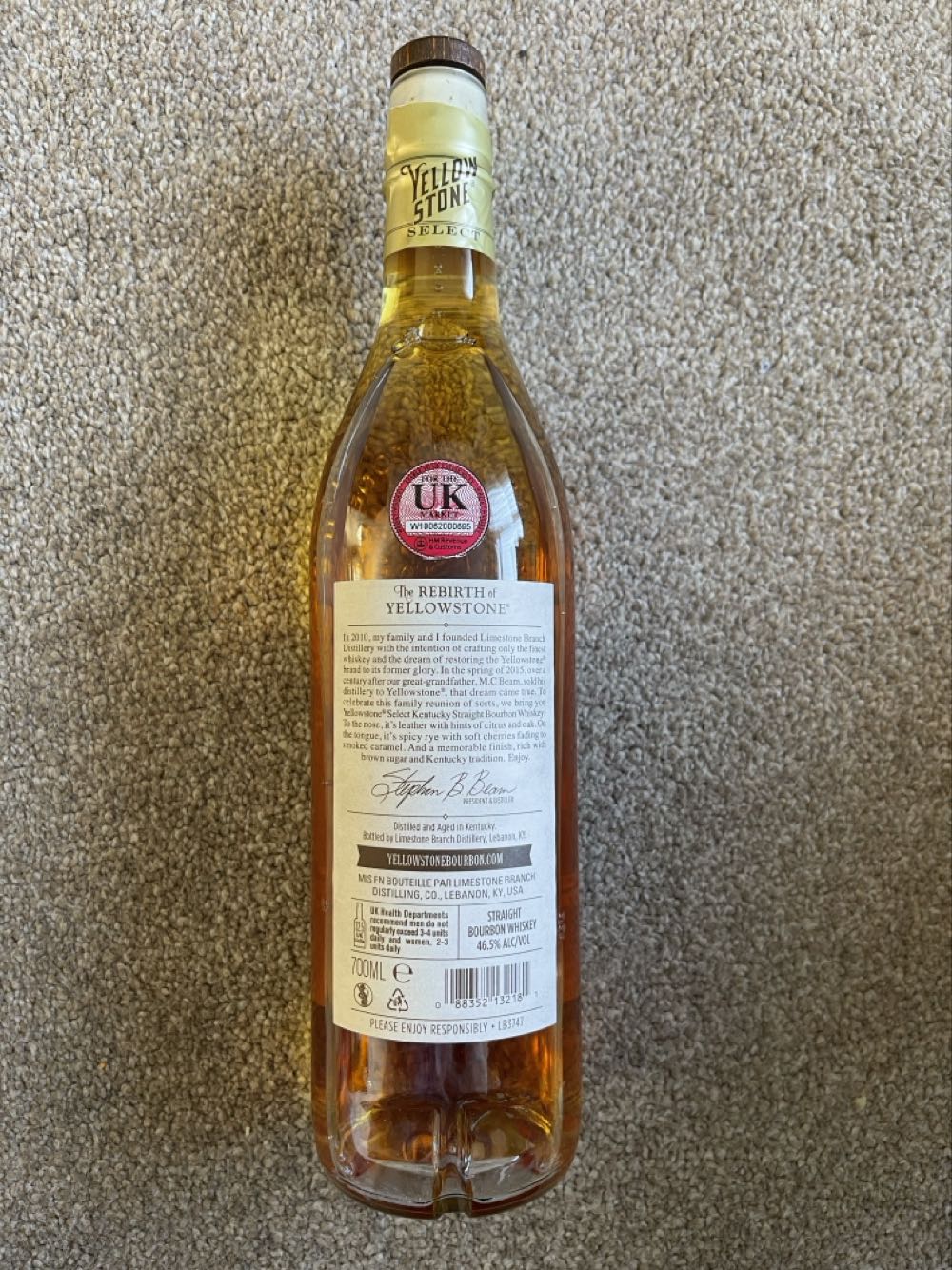 Yellowstone Bourbon Whiskey - Limestone Branch Distillery (700 mL) alcohol collectible [Barcode 088352132181] - Main Image 2
