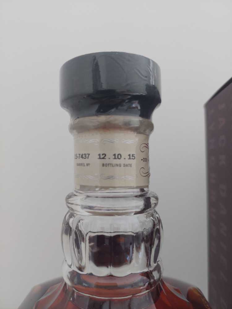 Single Barrel Rye  (750 mL) alcohol collectible - Main Image 3