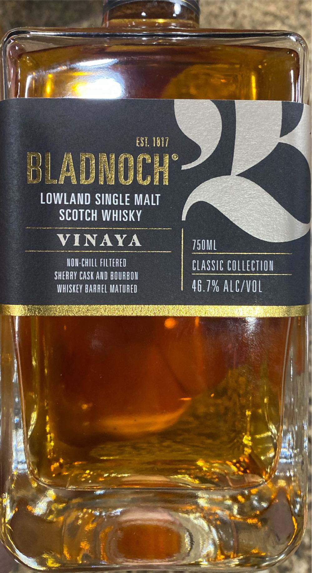 Model 2001 Riesling Cat Red