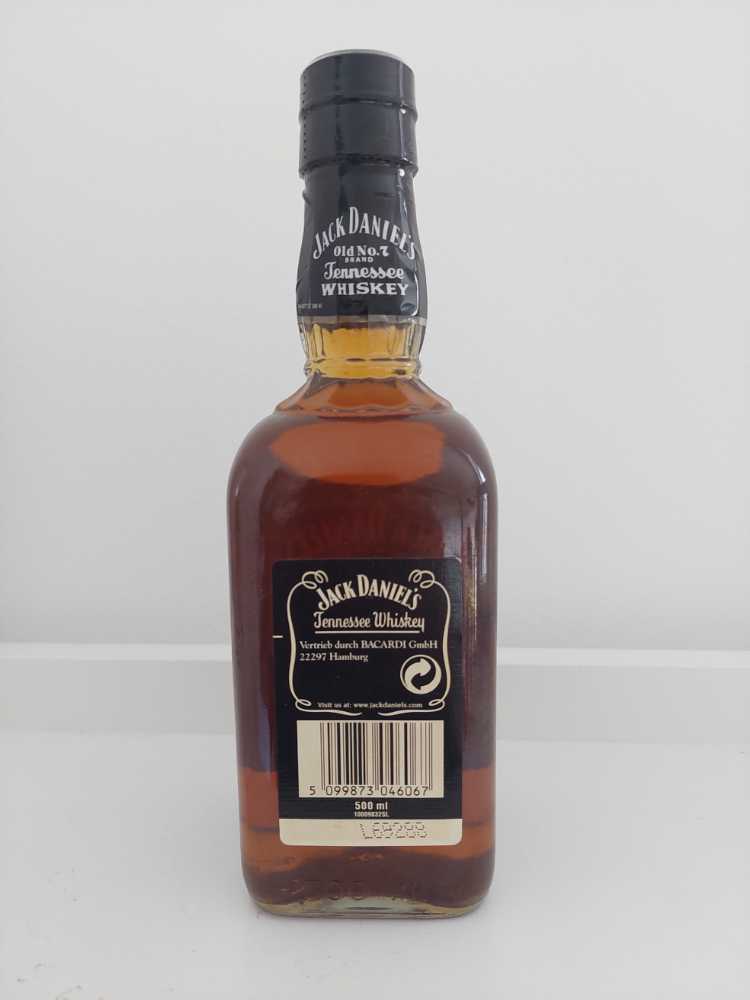 Black Label  (500 mL) alcohol collectible - Main Image 2