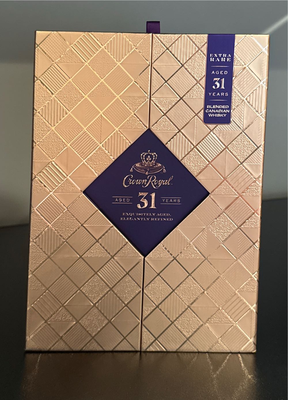 Crown Royal Extra Rare 31 Year Old Canadian Whisky - Crown Royal Company (750 mL) alcohol collectible [Barcode 082000807742] - Main Image 4