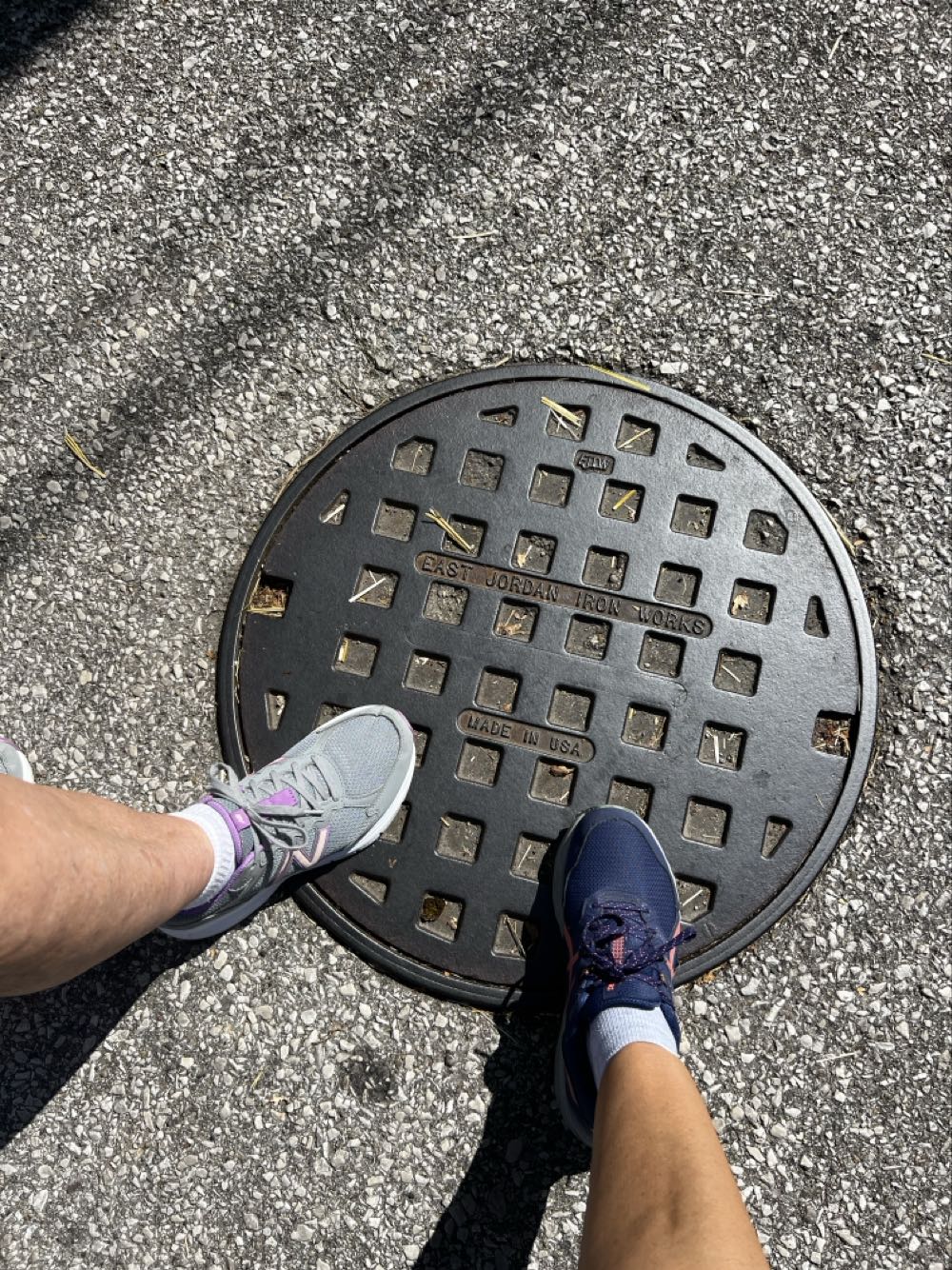 Quaff On Six Foot Strawberry Blonde - Quaff On! Brewing Company, Nashville alcohol collectible - Main Image 3