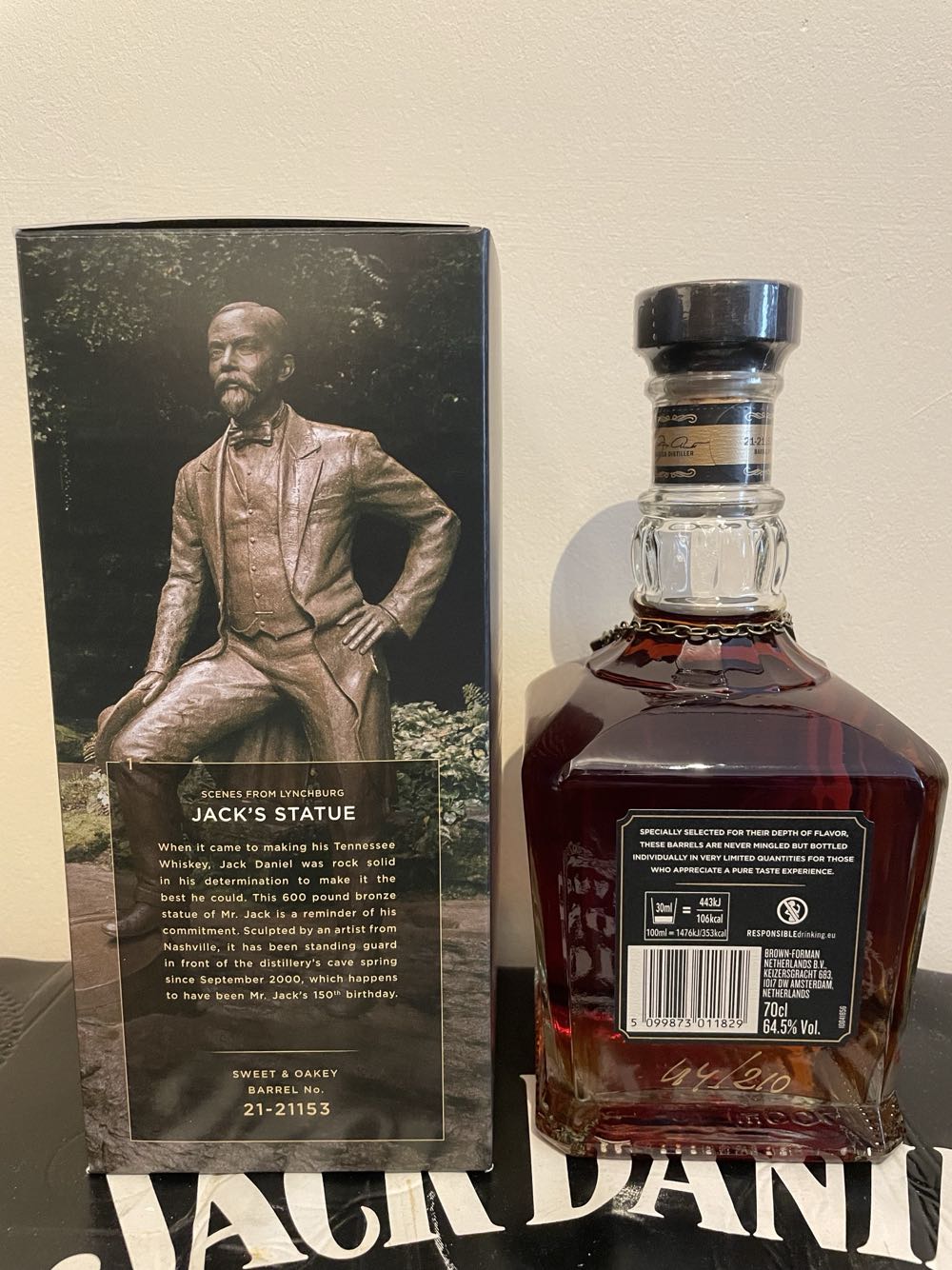 Jack Daniel’s Single Barrel Barrel Strength Jack’s Safe Scenes From Lynchburg #5 5th Gen - 700ml - Jack Daniel’s (700 mL) alcohol collectible - Main Image 2