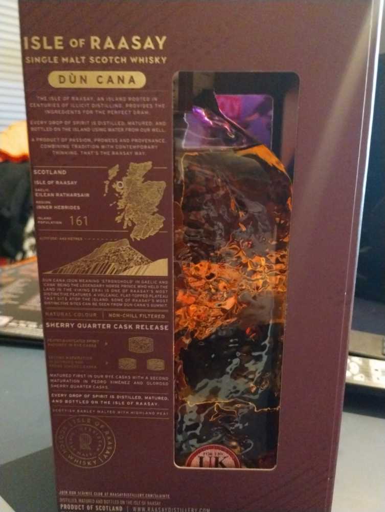 Isle Of Raasay Dùn Cana Sherry Quarter Cask Release Dun - Isle Of Raasay Distillery (700 mL) alcohol collectible [Barcode 5060221851701] - Main Image 2