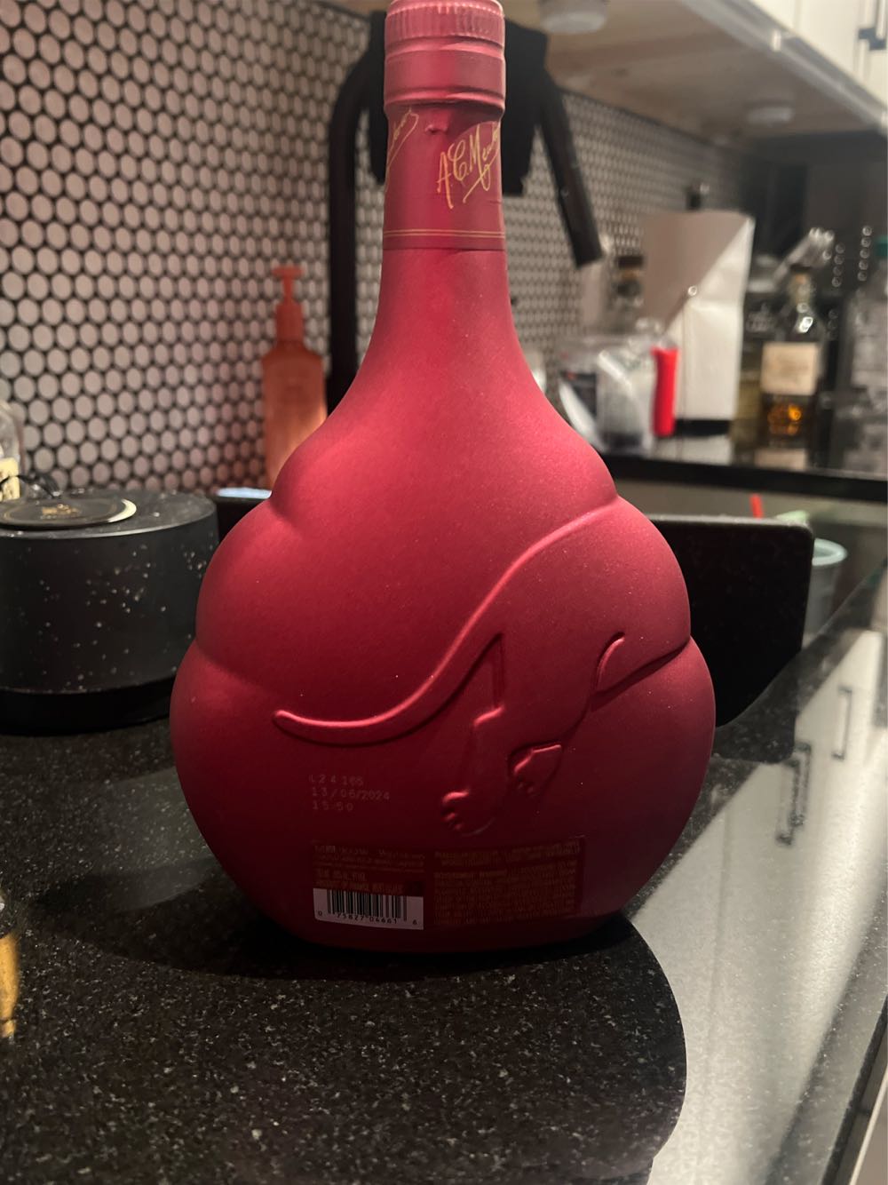 Meukow Wild Berry Cognac 750ml - cognac meukow (750 mL) alcohol collectible [Barcode 075827046616] - Main Image 2