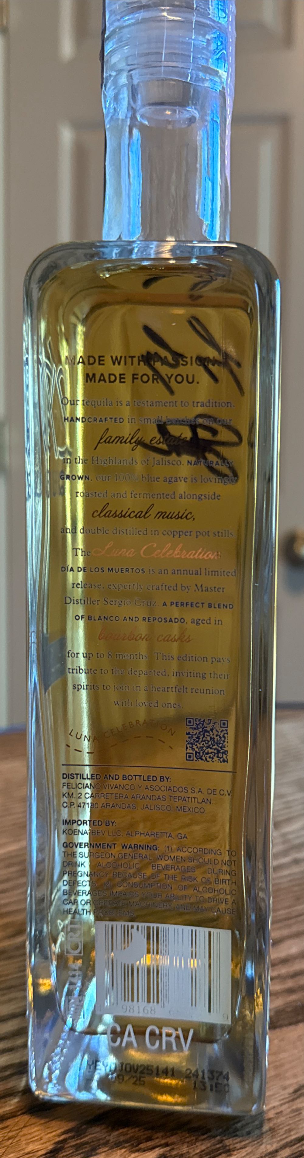 Yeyo Day Of The Luna Celebration Tequila Joven Dia De Los Muertos - Nom 1414 (750 mL) alcohol collectible [Barcode 198168683279] - Main Image 2