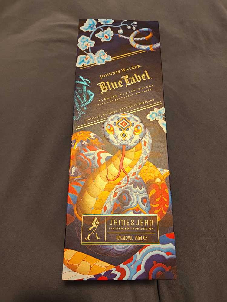 Johnnie Walker Blue Label - John Walker & Sons (750 mL) alcohol collectible [Barcode 5000267197487] - Main Image 2