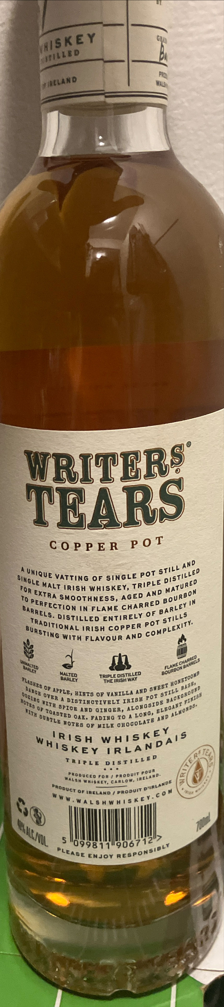 Writers Tears Copper Pot - Walsh Whiskey (700 mL) alcohol collectible [Barcode 5099811906712] - Main Image 2