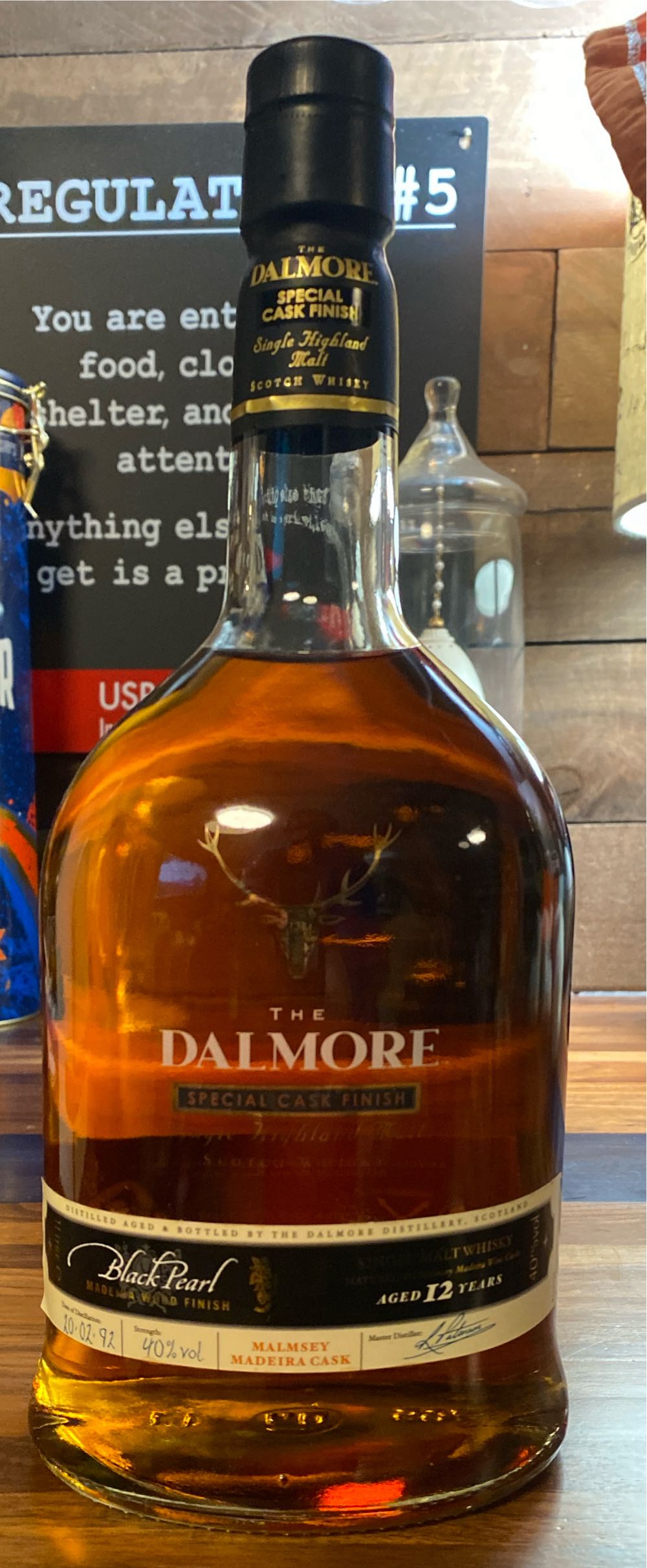 Dalmore Black Pearl 12 Madeira - Dalmore Distillery (1 L) alcohol collectible [Barcode 5013967002401] - Main Image 2
