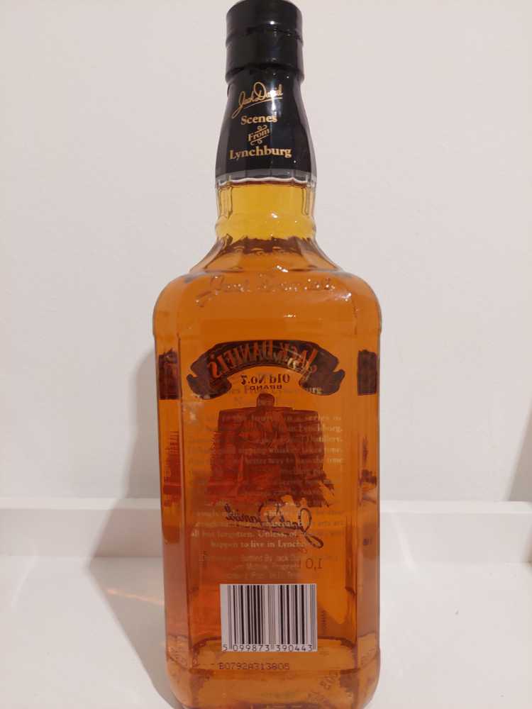 Scenes From Lynchburg No.4  (1000 mL) alcohol collectible - Main Image 2