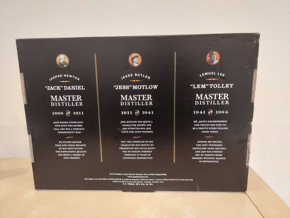 Master Destiller 1-3 Set  (750 mL) alcohol collectible - Main Image 2