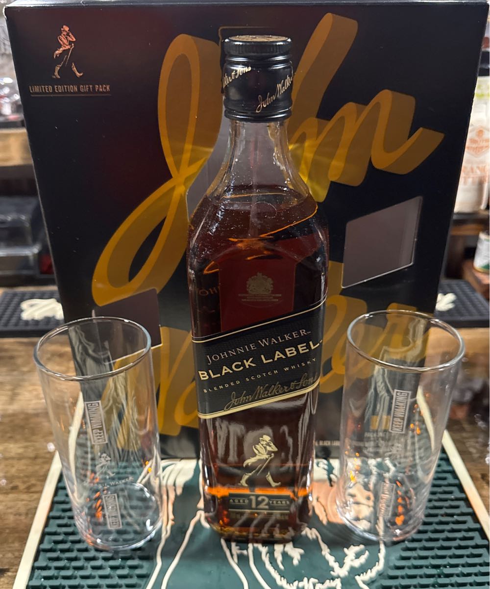 Johnnie Walker Black With 2 Glasses - Johnny Walker & Sons (750 mL) alcohol collectible [Barcode 088076185937] - Main Image 2