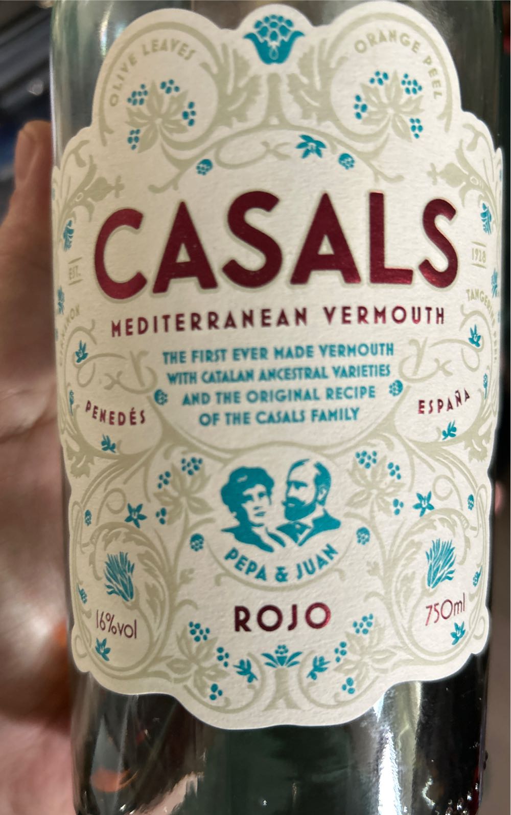  Casals Mediterranean Vermouth Rojo Spain - Casal Mediterranean (750 mL) alcohol collectible [Barcode 716819559843] - Main Image 2