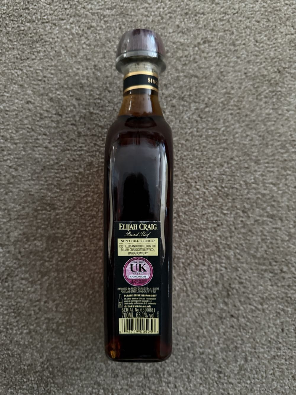 Elijah Craig Barrel Proof Private Barrel - Elijah Craig Distillery Co., Bardstown, KY (750 mL) alcohol collectible [Barcode 096749005253] - Main Image 2