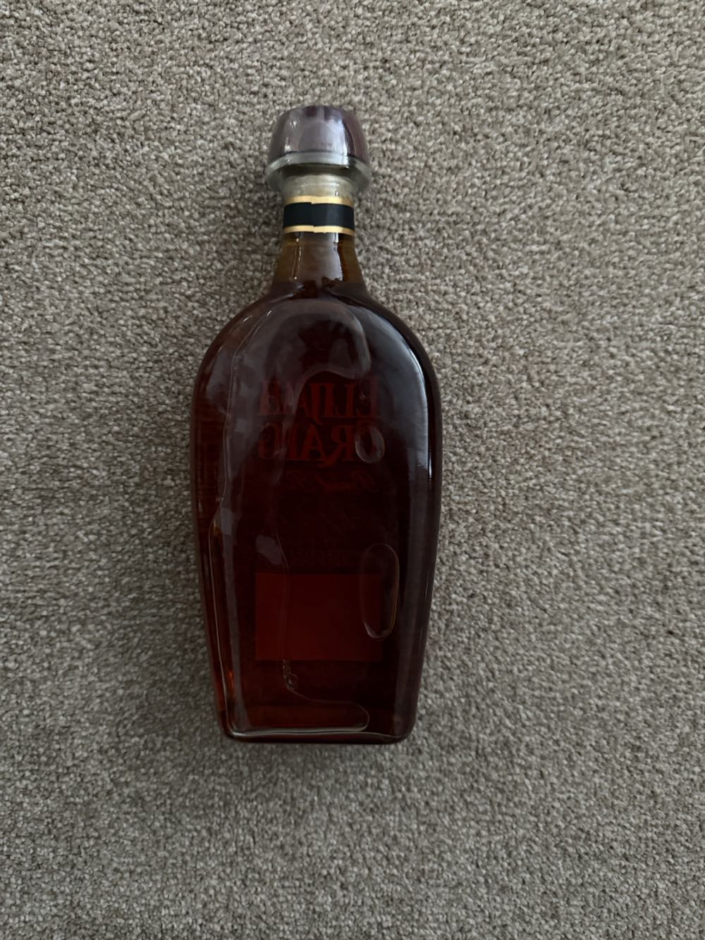 Elijah Craig Barrel Proof Private Barrel - Elijah Craig Distillery Co., Bardstown, KY (750 mL) alcohol collectible [Barcode 096749005253] - Main Image 3