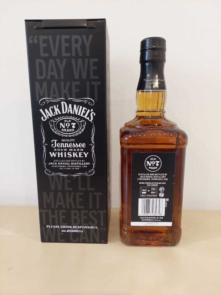 Jahresdose 2024  (700 mL) alcohol collectible - Main Image 3