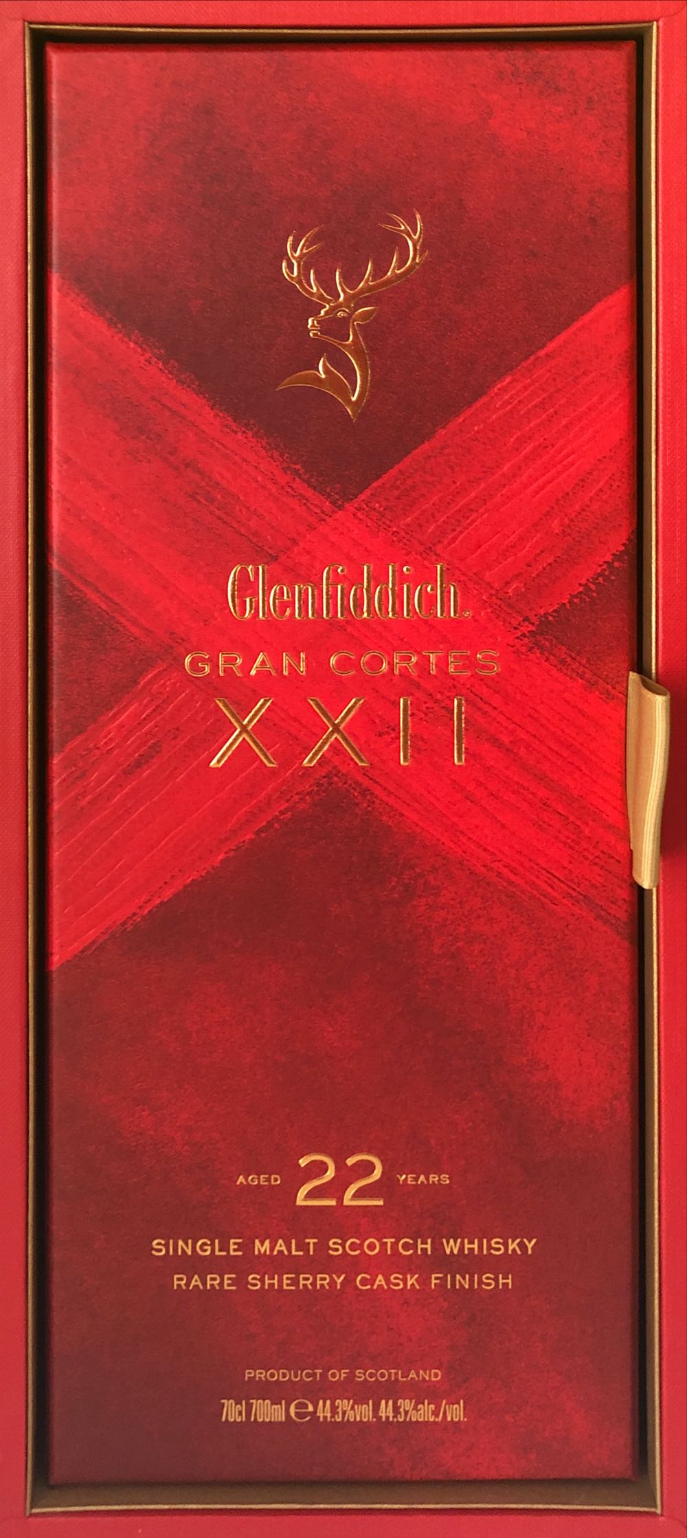 Glenfiddich Gran Cortes XXII 22 Year Old - Glenfiddich Distillery (700 mL) alcohol collectible [Barcode 5010327015910] - Main Image 2