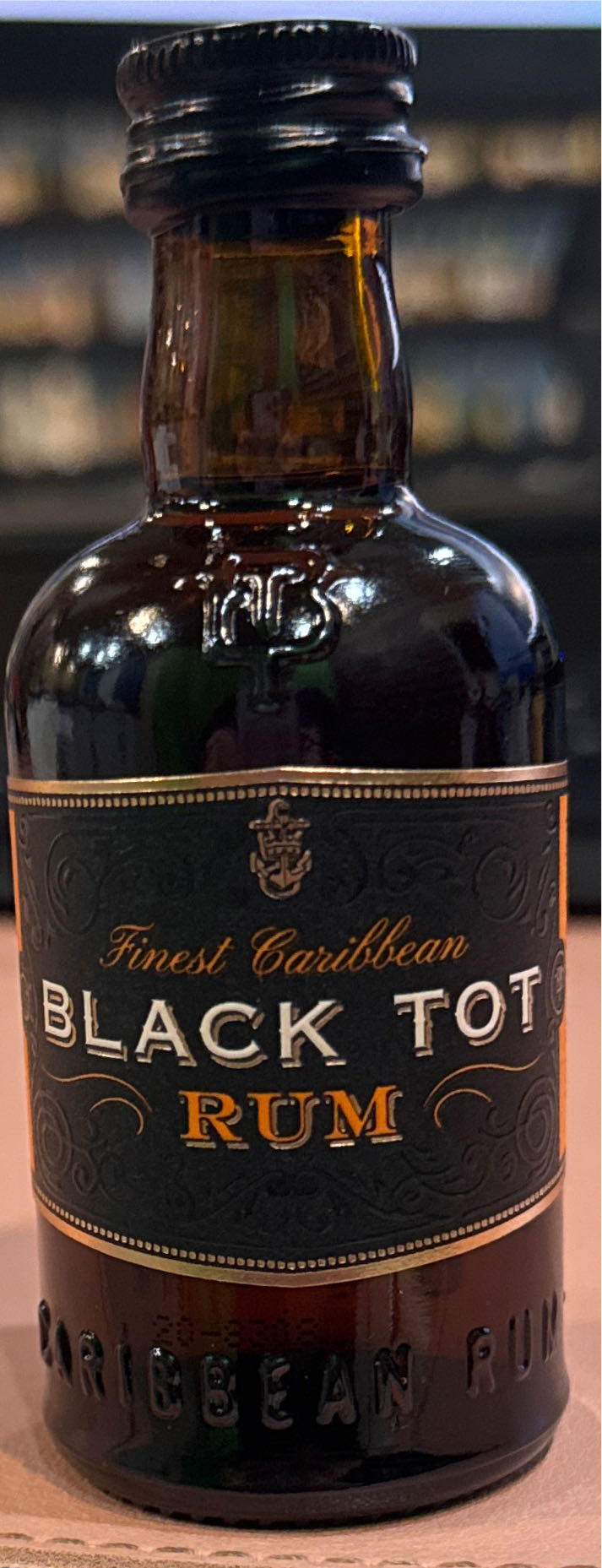 Tot Rum Black Tot Finest Caribbean Rum 462% Vol. 005l 462% Mini 5cl Tmavý  alcohol collectible [Barcode 5060532807275] - Main Image 2